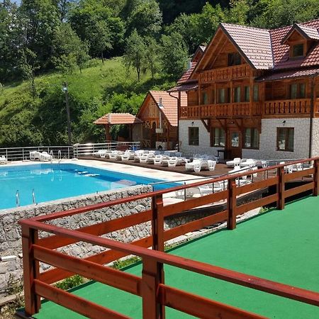 Izvor Bazeni Vrela Villa Užice Exterior foto
