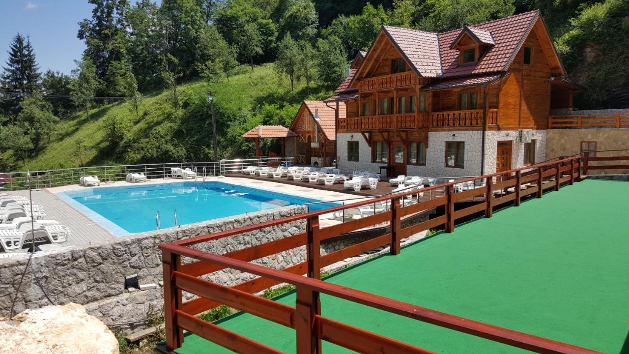 Izvor Bazeni Vrela Villa Užice Exterior foto